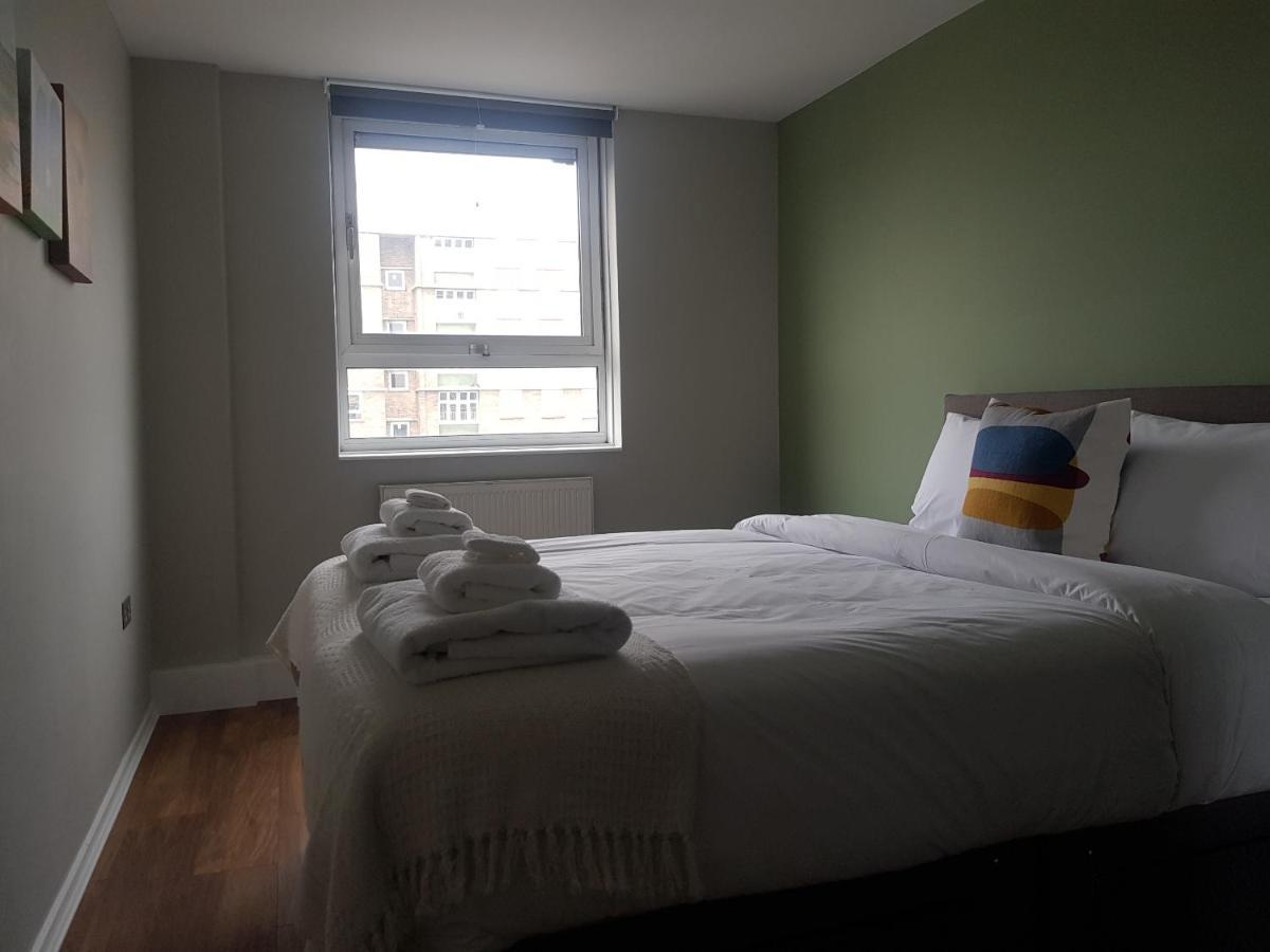 Beautiful 3-Bedroom Flat With Stunning Views London Exterior photo